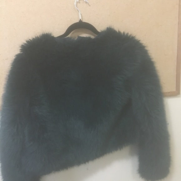 Faux fur jacket - Picture 4 of 6